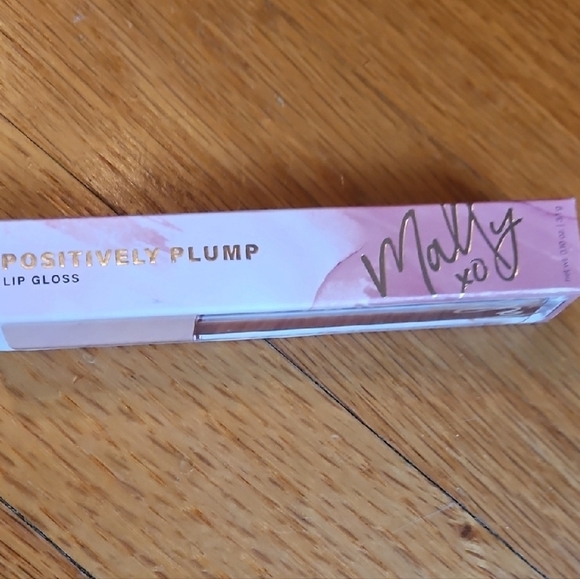 Mally Beauty Positively Plump Lip Gloss - Mega Maple - Picture 1 of 5